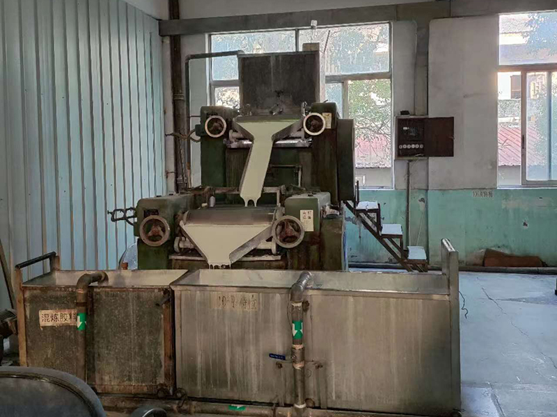 Workshop equipment